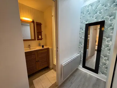 Salle de bains dans l'établissement L'Échappée - Wi-Fi, TV, Ultra Central, Cozy