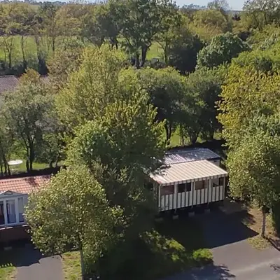 Mobil-home à la campagne les Logis de l'Oumois
