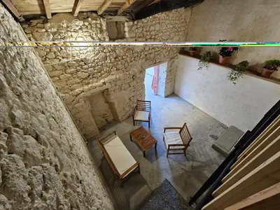 Coin salon dans l'établissement Appartement Bohème 4 personnes à 12 min du Puy du Parc