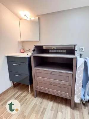 Cuisine ou kitchenette dans l'établissement Tranquiloue - Maison Familiale - 15min Puy du Fou