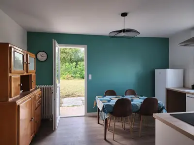 Cuisine ou kitchenette dans l'établissement La maison des étoiles