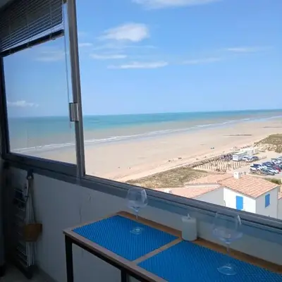 CHARMANT T2 Avec LOGGIA VUE MER