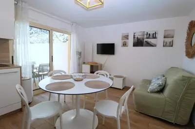 Coin salon dans l'établissement Le Belouga By Tranquil at Home