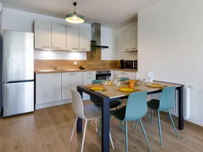 Cuisine ou kitchenette dans l'établissement Apartment Océanide-1 by Interhome