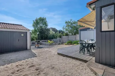 Plan de l'établissement À 300m de la mer maison - jardin - Piscine pour 4