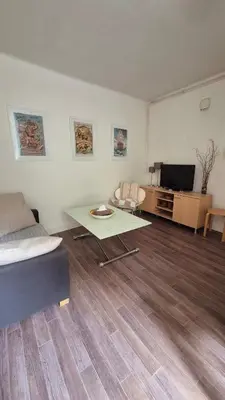 Télévision ou salle de divertissement dans l'établissement Naoned Station