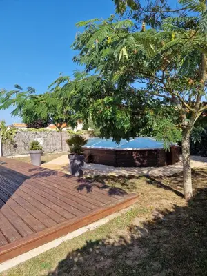 Jardin de l'établissement La Dyva 2