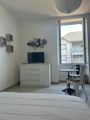 Télévision ou salle de divertissement dans l'établissement Studio élégant, central, pour 2 personnes