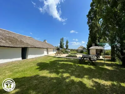 Jardin de l'établissement Séjour Authentique dans Bourrine Traditionnelle à Beauvoir-sur-Mer - FR-1-426-582