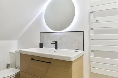 Salle de bains dans l'établissement Le Carré du Mouchoir - Authentique et Fonctionnel