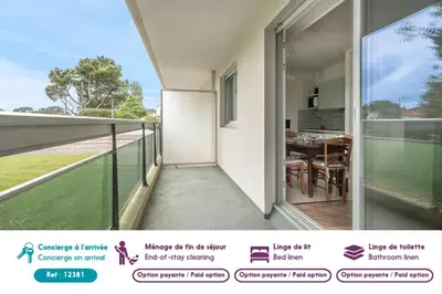Balcon ou terrasse dans l'établissement Appartement RDC pour 4 à 800m de la mer