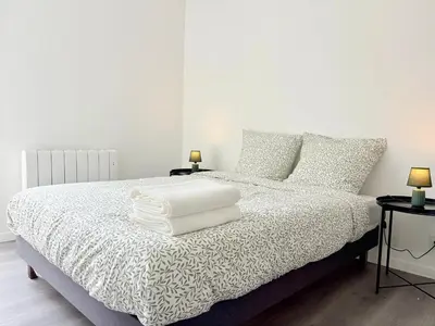 Un ou plusieurs lits dans un hébergement de l'établissement Hypercentre - 3 chambres - proche château et commerces
