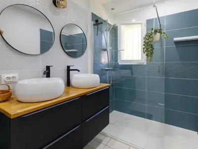 Salle de bains dans l'établissement Holiday Home Villa Sunset by Interhome