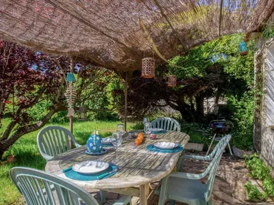 Jardin de l'établissement Holiday Home Carpe Diem by Interhome