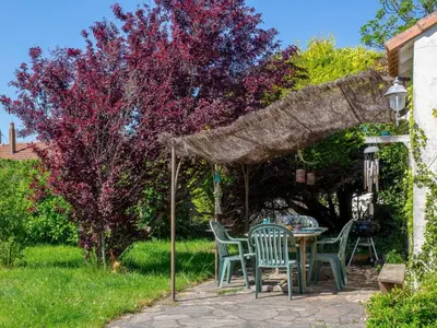 Jardin de l'établissement Holiday Home Carpe Diem by Interhome