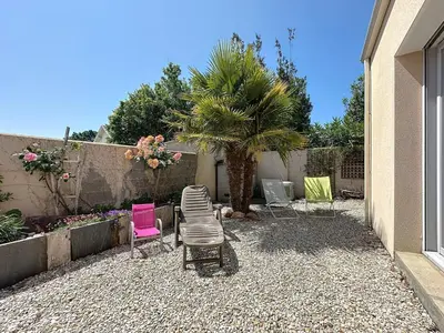 Jardin de l'établissement Holiday Home Les Embruns by Interhome