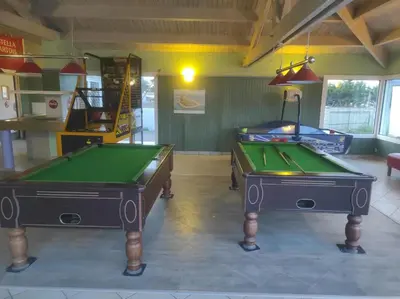 Billard dans l'établissement Sol à gogo 3 Chambres à 50 m de la plage