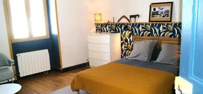 Coin salon dans l'établissement Charme de l ancien et confort moderne