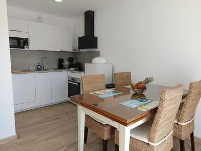 Cuisine ou kitchenette dans l'établissement Le Cocon - cosy et tout à pied