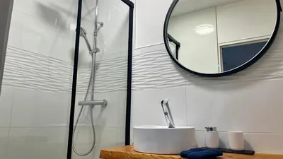 Salle de bains dans l'établissement Chambre dans colocation Cholet Centre
