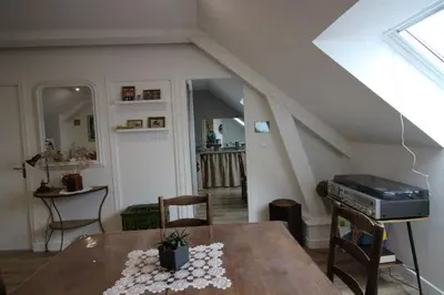 Plan de l'établissement Appartement privatif étage maison - 2 chambres - 5 couchages - Jardin