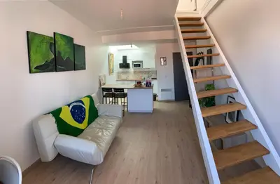 Coin salon dans l'établissement Duplex Talensac-Viarme au cœur de Nantes