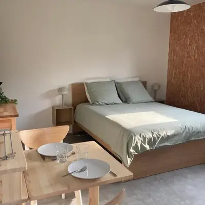 Chambre calme et spacieuse pour amoureux de la nature