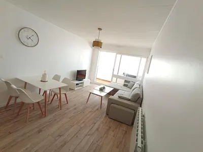 Coin salon dans l'établissement Appartement T2 vue mer, pieds dans l'eau