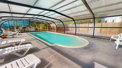 Piscine de l'établissement Le Grand Large ou située à proximité