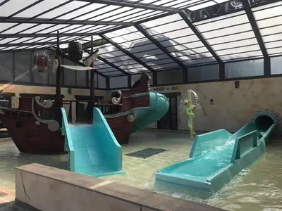 Piscine de l'établissement Camping 4 Étoiles Mobilhome Chez Jéjé et Fredo ou située à proximité