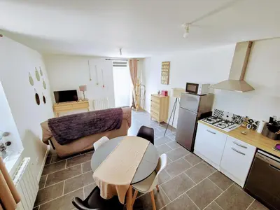Cuisine ou kitchenette dans l'établissement Gîte La Pinochonnerie 2/4pers 6 min Puy du Fou