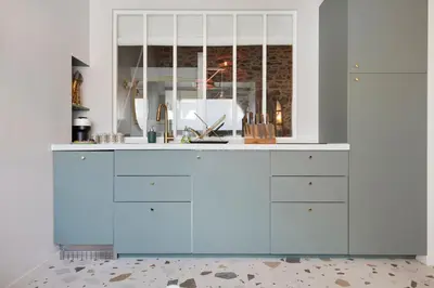 Cuisine ou kitchenette dans l'établissement L'Ogive - Charmant appartement au coeur de Clisson