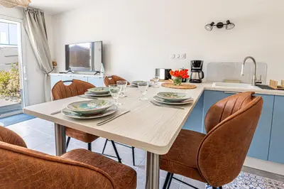 Cuisine ou kitchenette dans l'établissement Retz et Rivage