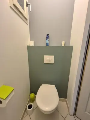 Salle de bains dans l'établissement Maison de Gare, 8 personnes, 20 min PUY du F