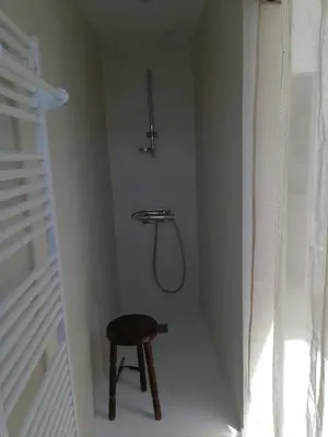 Salle de bains dans l'établissement La mansarde