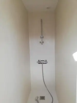 Salle de bains dans l'établissement La mansarde