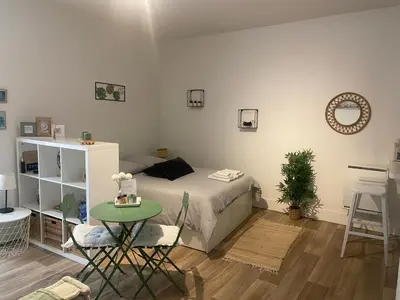 Un ou plusieurs lits dans un hébergement de l'établissement Le Studio d'en O, au coeur de la ville haute