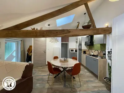 Cuisine ou kitchenette dans l'établissement Gîte 2 pers au cœur du bocage vendéen, proche Puy du Fou - FR-1-426-585