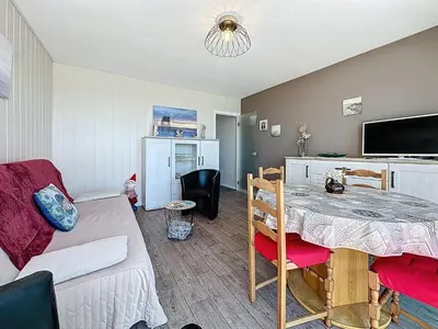 Cuisine ou kitchenette dans l'établissement Apartment Le Sextant by Interhome