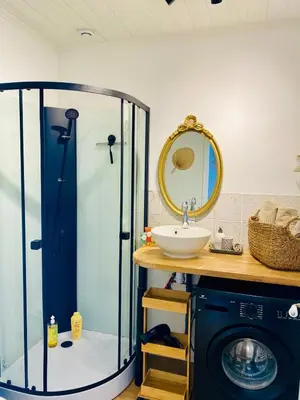 Salle de bains dans l'établissement Comme une Douce Parenthèse