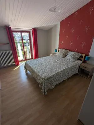 Un ou plusieurs lits dans un hébergement de l'établissement Chambres à La Flocellière, à 15min du PuyduFou