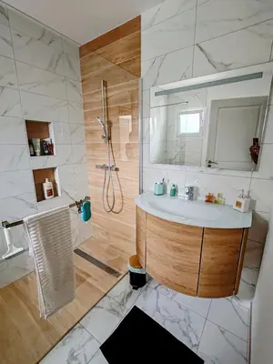 Salle de bains dans l'établissement Sanouva