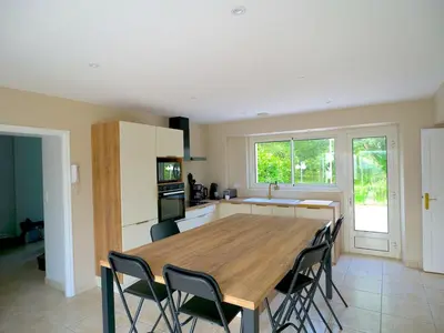 Cuisine ou kitchenette dans l'établissement Domaine du Chêne Vert