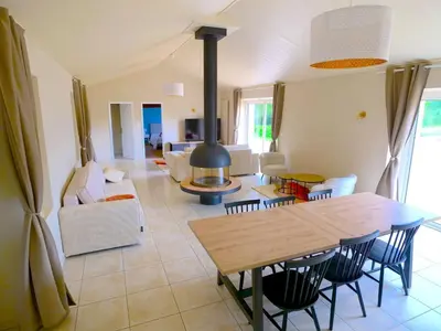 Coin salon dans l'établissement Domaine du Chêne Vert