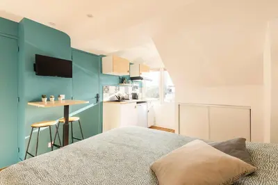 Cuisine ou kitchenette dans l'établissement Studio Bel Ami - Nantes centre ville