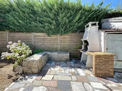 Jardin de l'établissement Holiday Home Brin de Muguet by Interhome