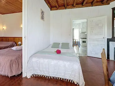 Un ou plusieurs lits dans un hébergement de l'établissement Holiday Home Brin de Muguet by Interhome