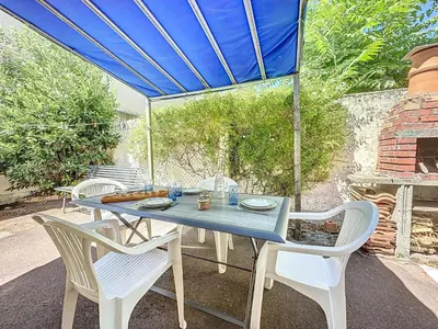 Jardin de l'établissement Holiday Home Ker Eric by Interhome