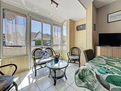 Télévision ou salle de divertissement dans l'établissement Holiday Home Ker Eric by Interhome