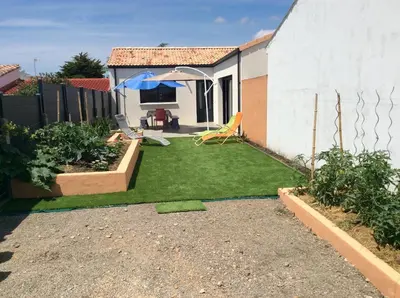 Jardin de l'établissement Maison 6 personnes très ensoleillée